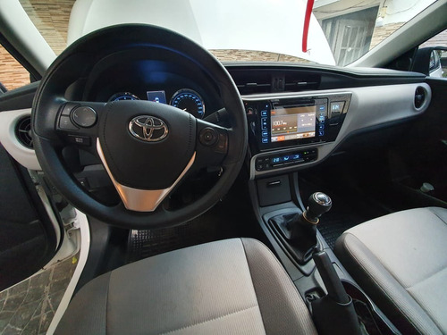 Toyota Corolla Xei 1.8 6m/t