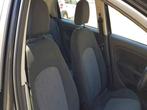 Imagem 11 de 14 de Fiat Punto Essence 1.6 16v Flex