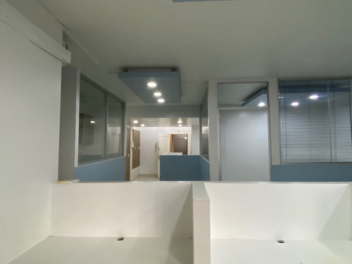 Imagen 9 de 14 de Oficina En Arriendo Santa Magdalena / Providencia