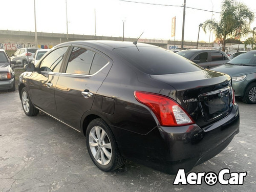 Nissan Versa Extra Full 1.6 2017 Impecable! Aerocar