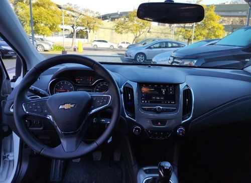 Imagen 10 de 14 de Chevrolet Cruze 1.8 Lt Mt