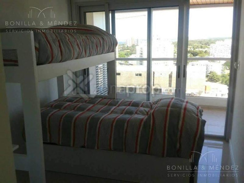 Icon Brava, 2 Dormitorios, 2 Baños, Balcón, Garage!