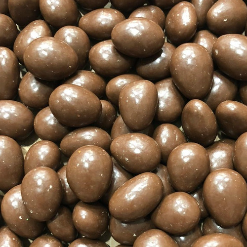 Almendras Bañadas En Chocolates 1 Kg - Orfeta Sweet Market