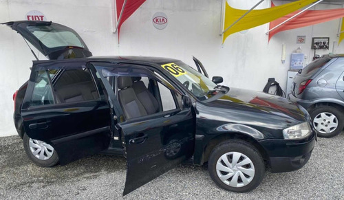 Imagem 1 de 6 de Volkswagen Gol 1.0 City Total Flex 4p 2006
