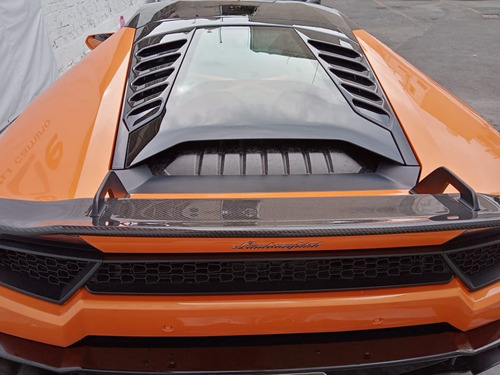 Imagen 3 de 15 de Lamborghini Huracán 2017 5.2 Lp 580-2 At