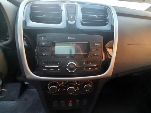 Imagen 5 de 16 de Renault Sandero Stepway Expression