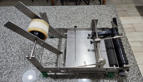 Etiquetadora Manual Para Botellas Y Latas Flexpack Plateado (Usado)