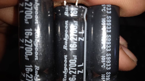 3 Pack Condensador 16v 2700uf 105° 100% Operativo Usado (Usado)