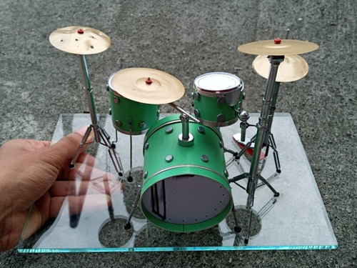 Miniatura De Bateria Musical