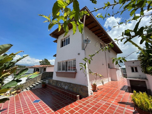 Imagen 4 de 30 de Se Vende Casa Actualizada 500 M2 5h/7b/3p La Boyera