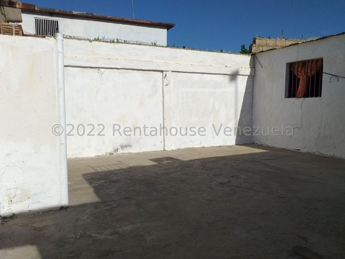 Imagen 6 de 19 de Amplia Casa Lista Para Habitar Con Céntrica Ubicación. 04120656408 Mls 22-8937