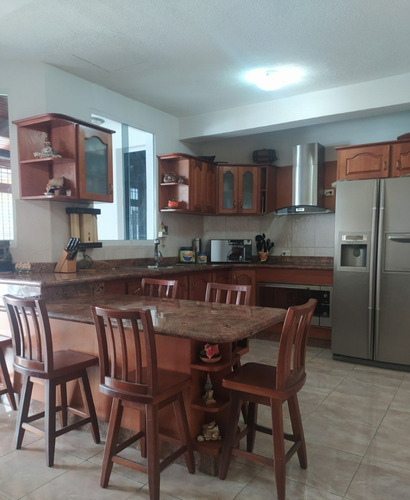 Imagen 14 de 30 de Casa En Venta Puerto Ordaz, Urbanización Chilemex Calle Copiapó, Bella Y Lista Para Iniciar Tu Hogar En Una Zona Tranquila. Una Casa Amplia Para Compartir En Familia