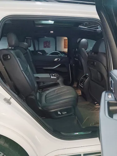 BMW X7 3.0 Xdrive 40i Pure Excelence