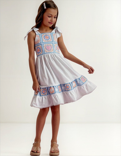 Vestido De Alcinha C Bordado De Coraçao