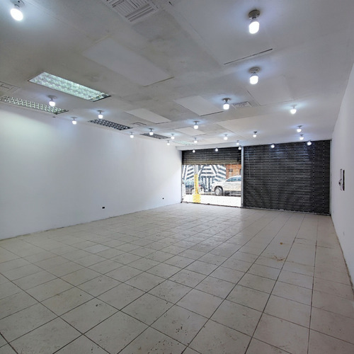 Imagen 4 de 10 de Local Comercial En Alquiler Puerto La Cruz