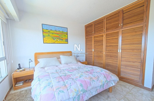 Apartamento En Venta Playa Mansa-ref:4371