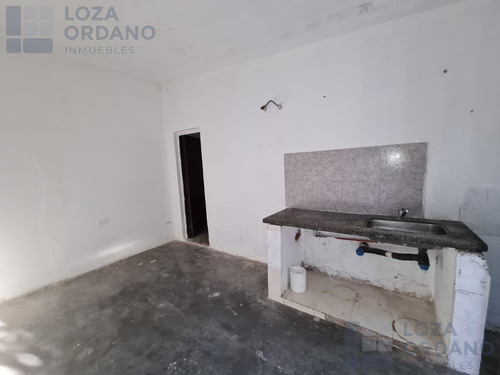Casa Y Departamento En Malvinas Argentinas
