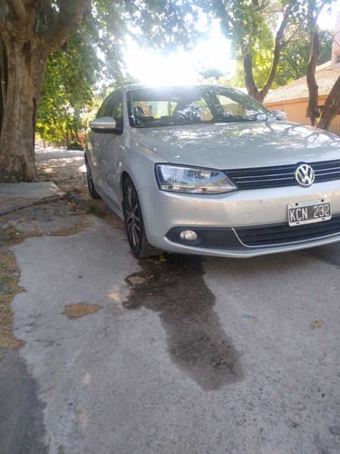 Volkswagen Vento 2.0 T Fsi Sportline Dsg 2011