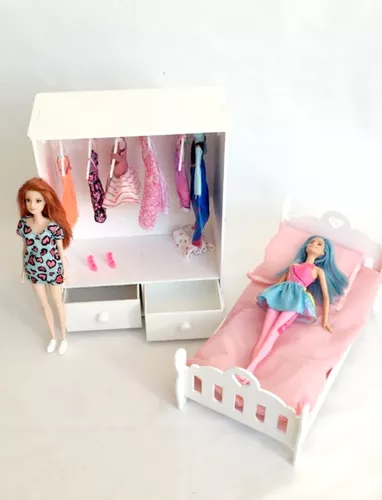 Closet e Arara para roupas da Barbie