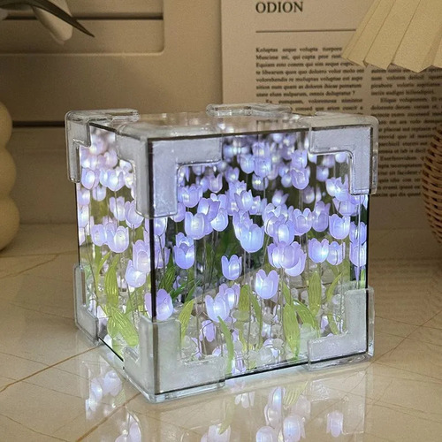 Lampara Cubo De Jardin De Tulipanes Espejo 3d