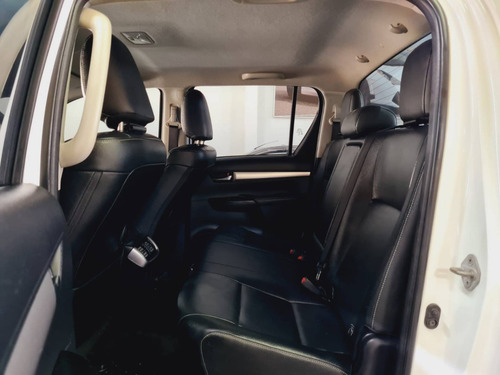 Imagem 7 de 9 de Toyota Hilux 2.8 Srx 4x4 Cd 16v Diesel 4p Automático