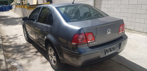 Volkswagen Bora 2.0 Trendline 115cv Tiptronic 2012