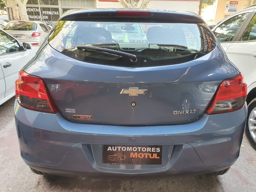 Imagen 3 de 8 de Chevrolet Ónix Ltz At 1.4 2014