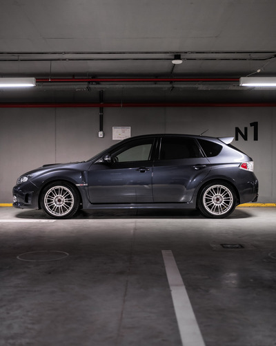 Subaru Impreza 2.5 Sedan Sti-300 Mt