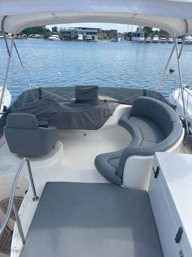 Imagen 10 de 12 de Yate Azimut 39 Lv2141