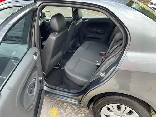 Imagen 9 de 15 de Volkswagen Gol 2018 1.6 Trendline I-motion 4 P