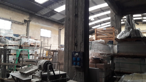Imagen 3 de 9 de Excelente Galpón De 1200 M2