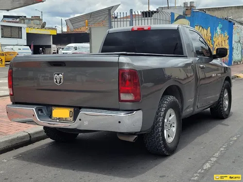 Dodge Ram 5.7 1500 Slt 4x2