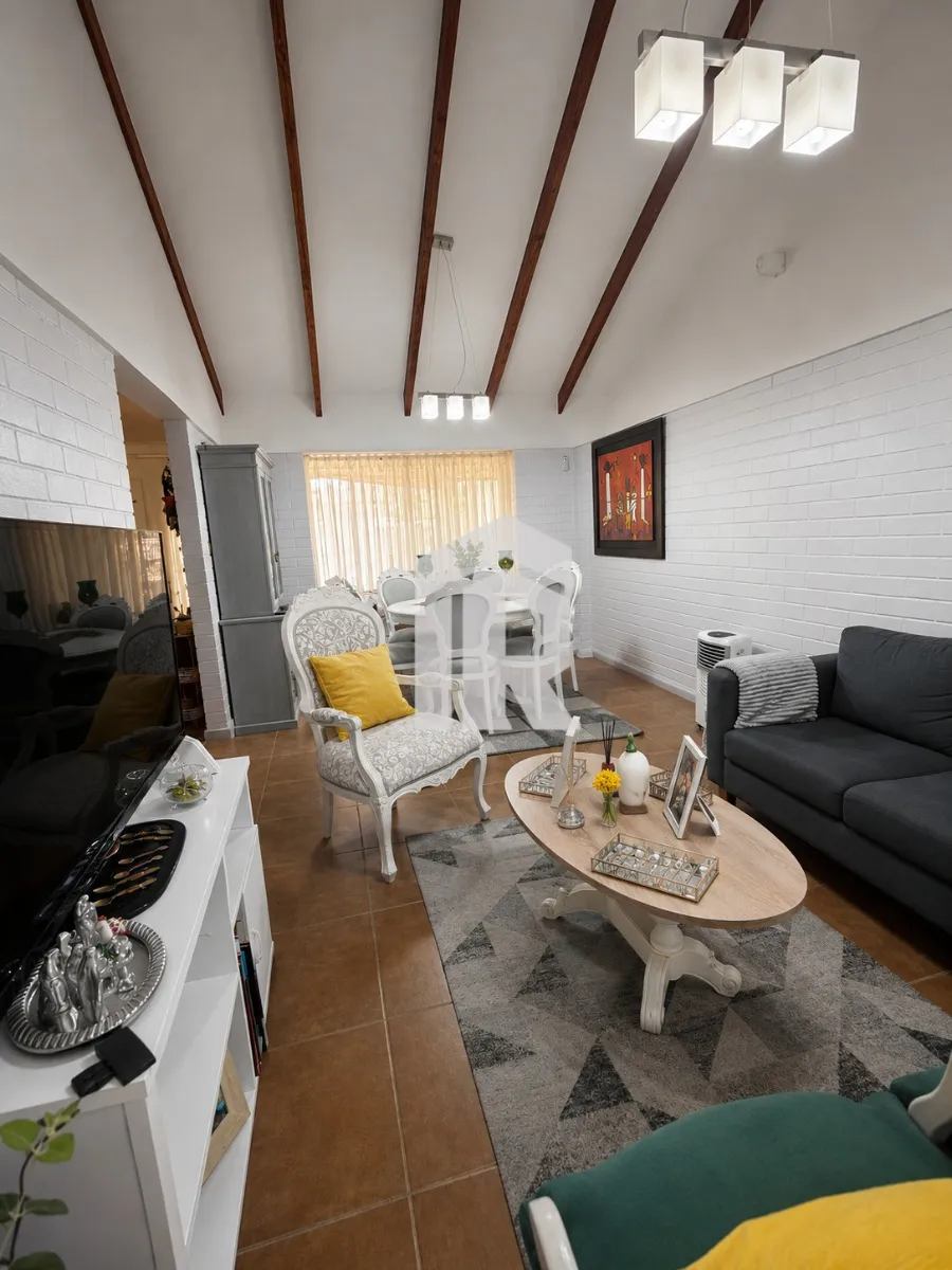 Imagen 3 de 15 de Venta De Increible Casa En Villa, Sector Placilla Morales.