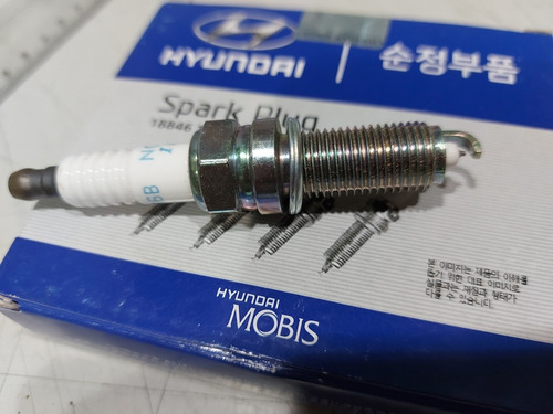 Imagen 4 de 4 de Pack Bujias Iridium Hyundai Genesis-optima-carens Originales
