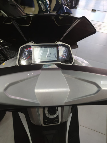 Imagen 9 de 17 de Zanella Cruiser X1 ¡nuevo Modelo Scooter! Tomamos Tu Usado