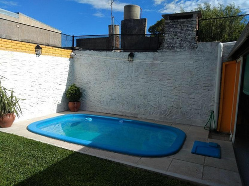 Imagen 12 de 14 de Casa Cómoda Y Amplia De 3 Dorm Y 2 Baños, Con Pileta En Santa Fe, Zona F Zuviría