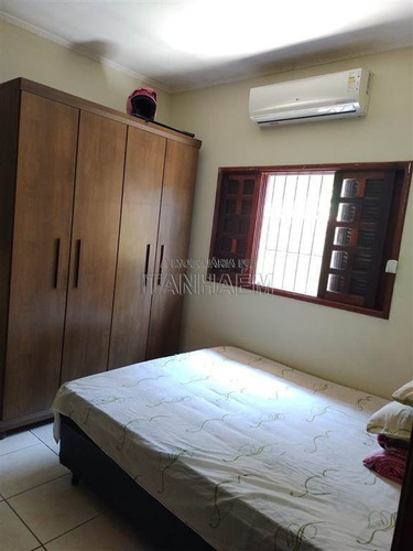Imagem 5 de 11 de Casa A Venda - Excelente Localização - Ita3382