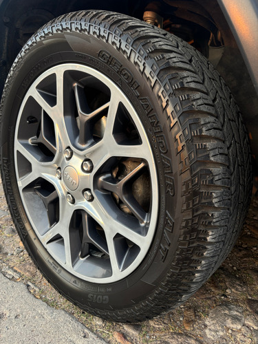 Jeep Grand Cherokee 3.6 Limited Lujo 4X2 At