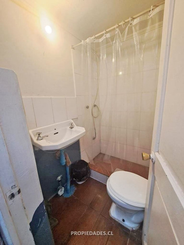 Casa En Venta De 4 Dorm. En Ñuñoa