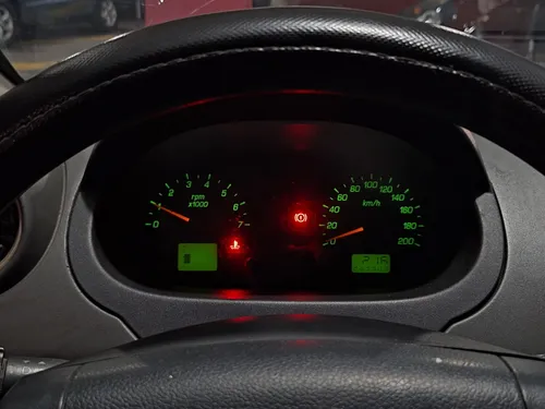 Ford Fiesta Power 2006 Plata