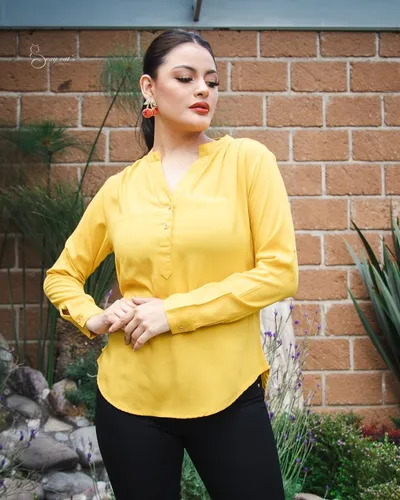 Blusones amarillos sale