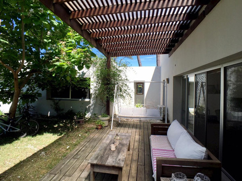 Casa En Alquiler En Barrio Privado La Arbolada