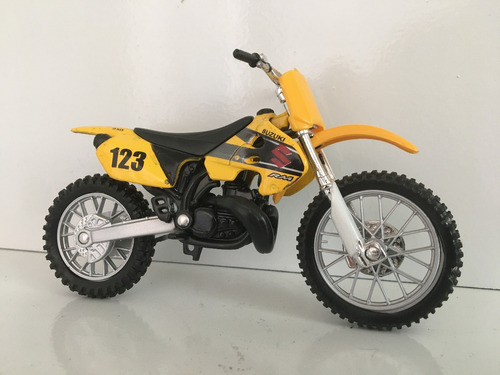 Juguete Motocicleta Coleccion Suzuki Rm 250 123 Maisto