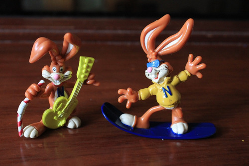 Conejo Nesquik  8cm Original Coleccion