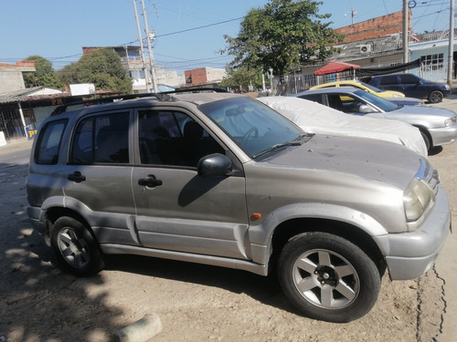 Chevrolet Grand Vitara 2.5 V6 Dohc