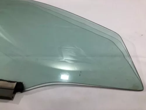 Vidro de porta Dianteira Corsa Classic - DSM Vidros e Peças Automotivas