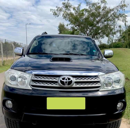 Toyota Sw4 3.0 Srv Cuero I 171cv 4x4 2011