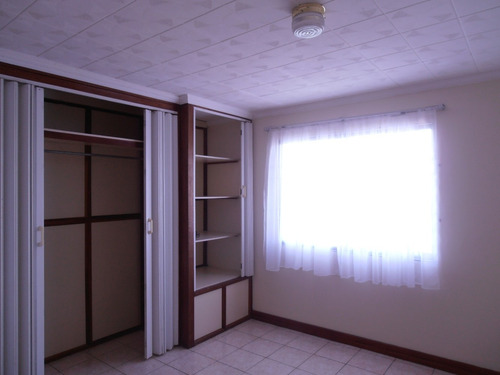 Apartamento En Residencial María Auxiliadora Heredia