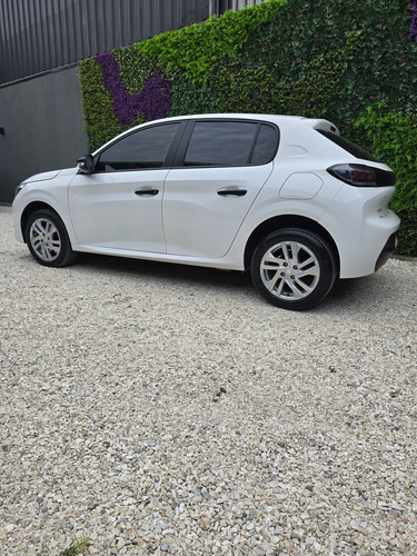 Peugeot 208 1.2 Like