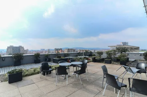 Oficina En Arriendo En Chico Norte. Cod A1094032